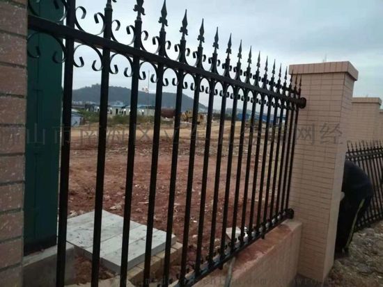 围栏安装